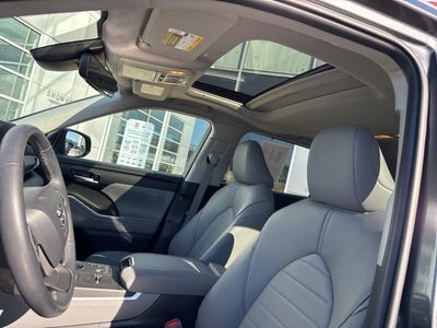 2025 Toyota Highlander Hybrid Base