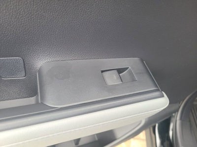 2024 Toyota Highlander LE FWD