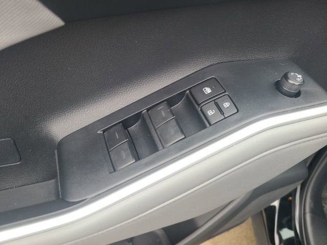 2024 Toyota Highlander LE FWD