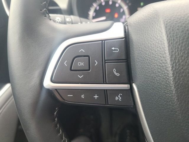 2024 Toyota Highlander LE FWD