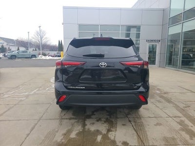 2024 Toyota Highlander LE FWD