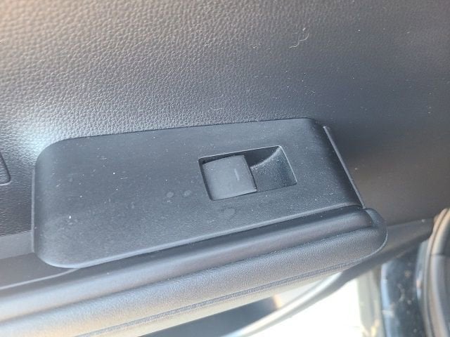 2023 Toyota Highlander LE FWD