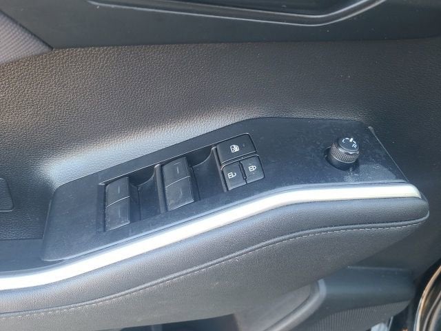 2023 Toyota Highlander LE FWD