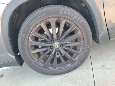 2023 Toyota Highlander XSE FWD