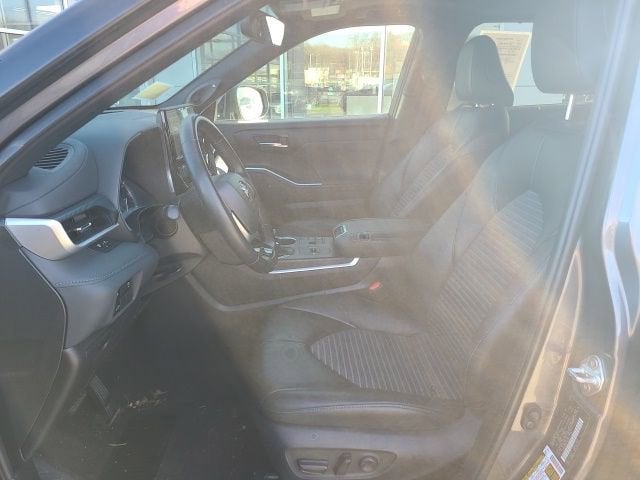 2023 Toyota Highlander XSE FWD