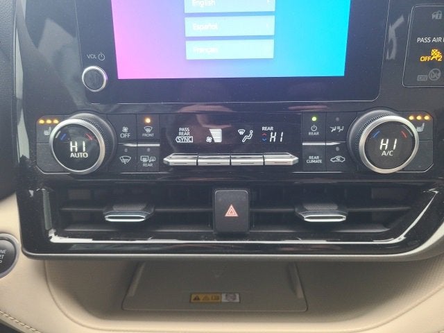 2024 Toyota Highlander XLE FWD