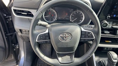 2023 Toyota Highlander XLE AWD