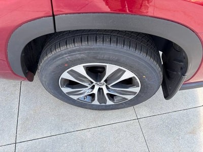 2023 Toyota Highlander XLE AWD