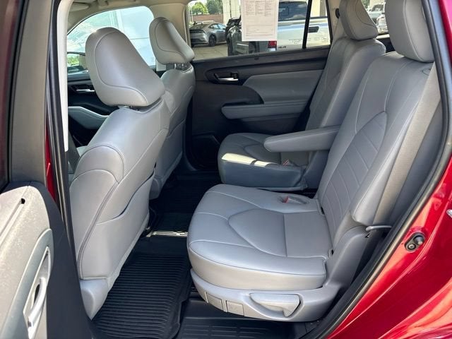 2023 Toyota Highlander XLE AWD