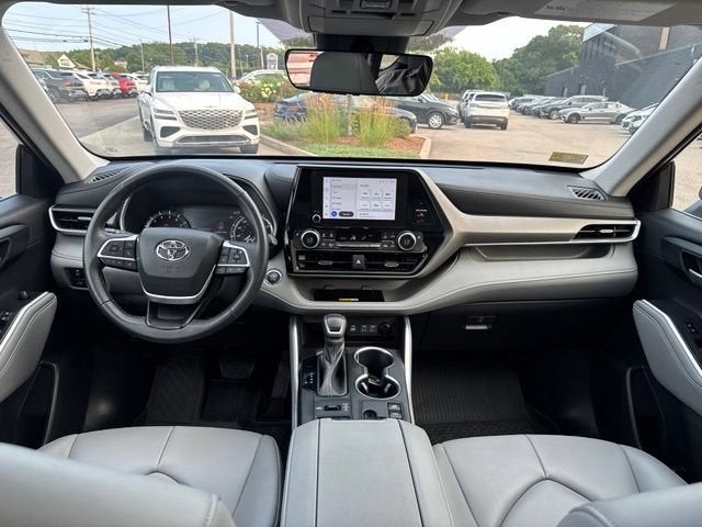 2023 Toyota Highlander XLE AWD