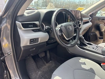 2023 Toyota Highlander LE AWD