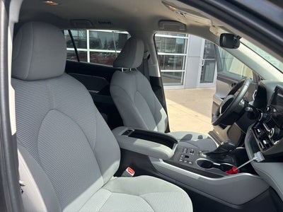 2023 Toyota Highlander LE AWD