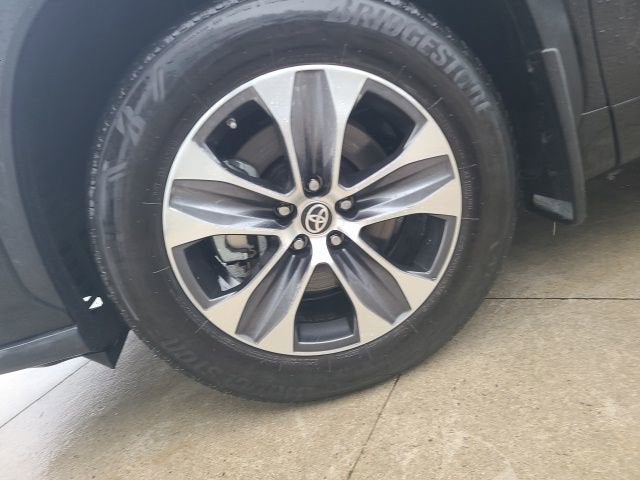 2024 Toyota Highlander XLE AWD