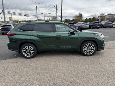 2023 Toyota Highlander Platinum AWD