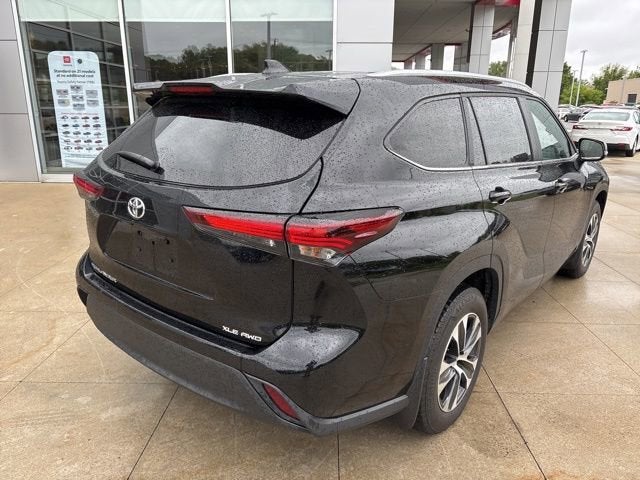 2025 Toyota Highlander XLE AWD