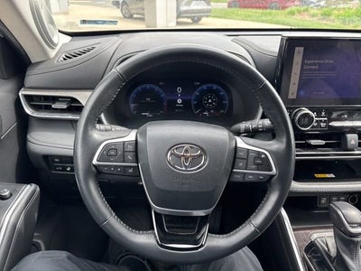2023 Toyota Highlander Limited AWD