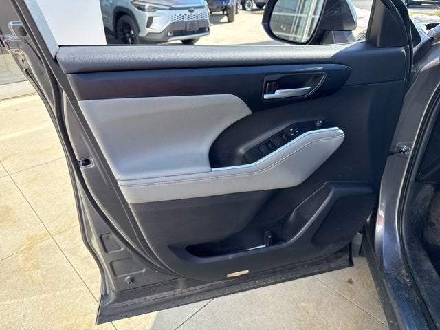 2023 Toyota Highlander XLE AWD