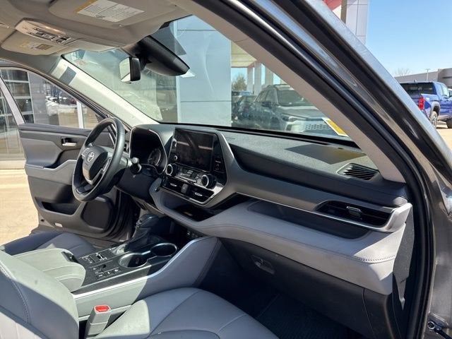 2023 Toyota Highlander XLE AWD