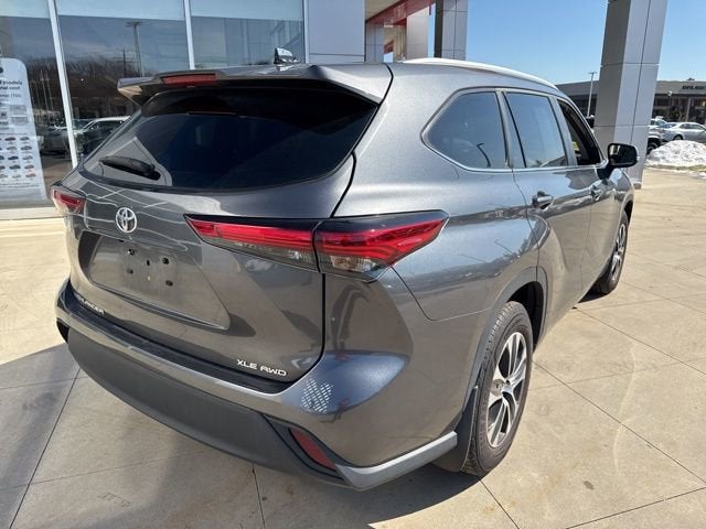 2023 Toyota Highlander XLE AWD