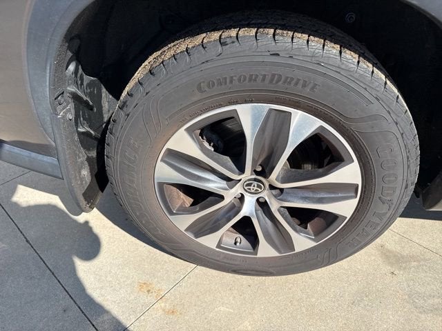 2023 Toyota Highlander XLE AWD