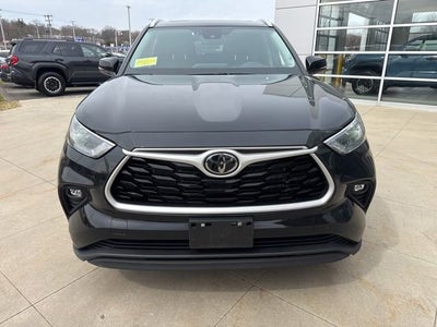 2025 Toyota Highlander XLE AWD