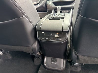 2025 Toyota Highlander XLE AWD