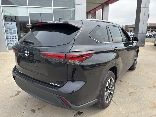 2025 Toyota Highlander XLE AWD