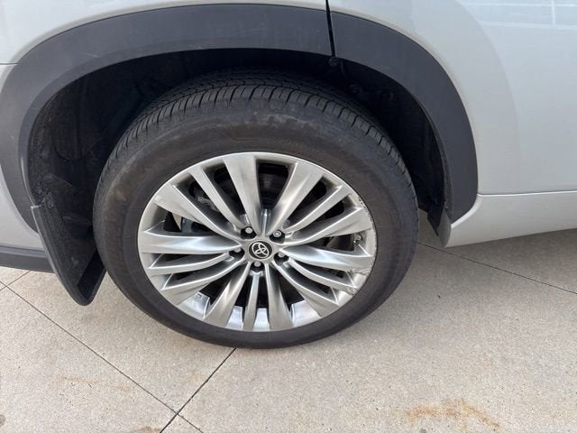 2025 Toyota Highlander Platinum AWD