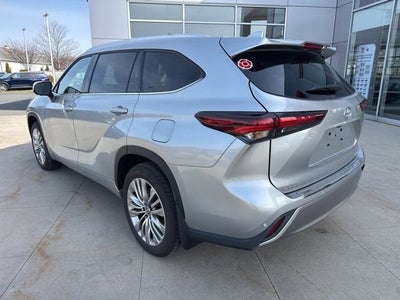 2025 Toyota Highlander Platinum AWD