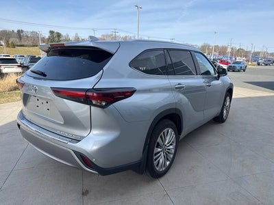 2025 Toyota Highlander Platinum AWD