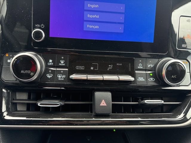 2025 Toyota Highlander XLE AWD