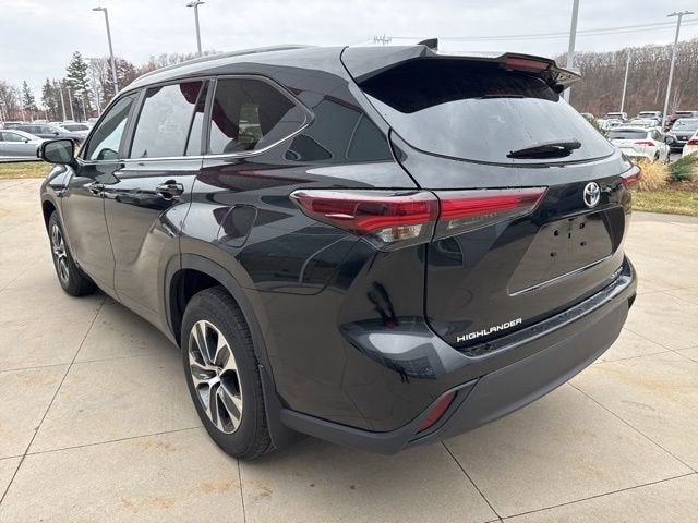 2025 Toyota Highlander XLE AWD