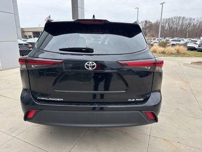 2025 Toyota Highlander XLE AWD
