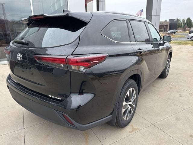 2025 Toyota Highlander XLE AWD