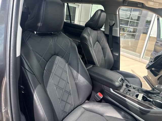 2024 Toyota Highlander Platinum AWD