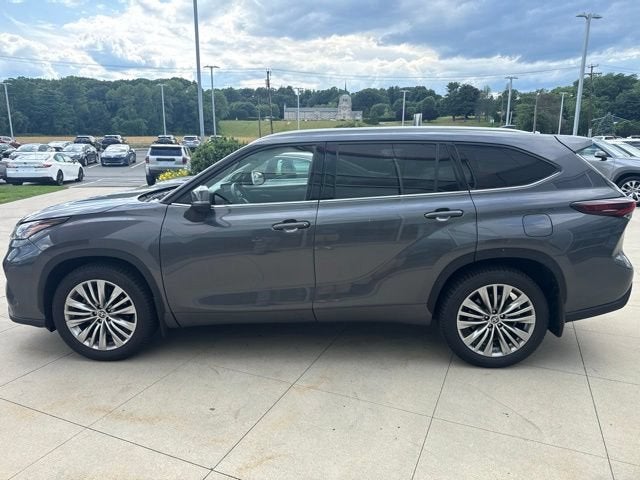 2024 Toyota Highlander Platinum AWD