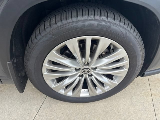 2024 Toyota Highlander Platinum AWD