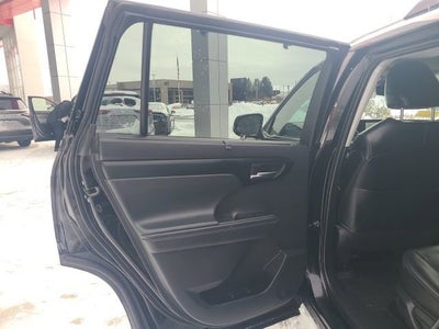 2023 Toyota Highlander XLE AWD