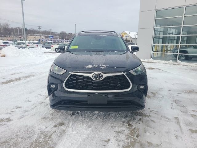 2023 Toyota Highlander XLE AWD