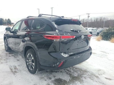 2023 Toyota Highlander XLE AWD