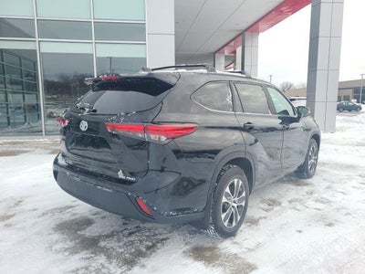 2023 Toyota Highlander XLE AWD