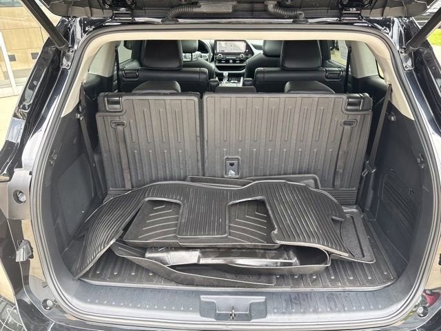 2023 Toyota Highlander Platinum AWD