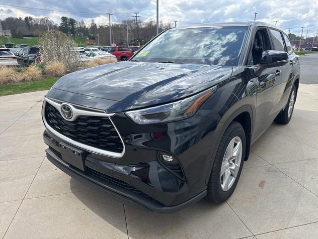 2023 Toyota Highlander LE AWD