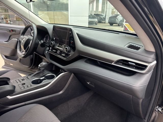 2023 Toyota Highlander LE AWD