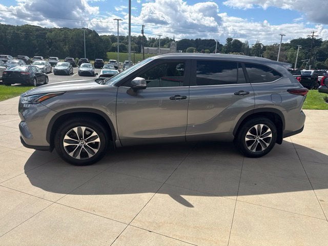 2026 Toyota Highlander XLE AWD