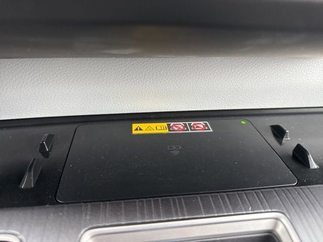 2025 Toyota Sienna LE FWD 8-Passenger