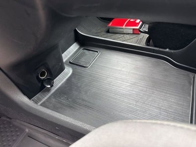 2025 Toyota Sienna LE FWD 8-Passenger