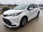 2025 Toyota Sienna LE FWD 8-Passenger