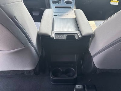 2026 Toyota Sienna LE FWD 8-Passenger