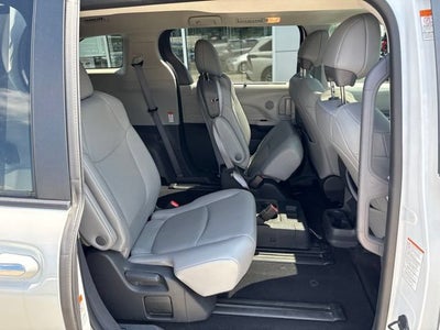 2023 Toyota Sienna Base